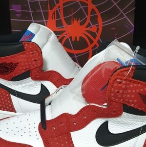 Air Jordan 1 Retro High OG 'Origin Story' (UA).